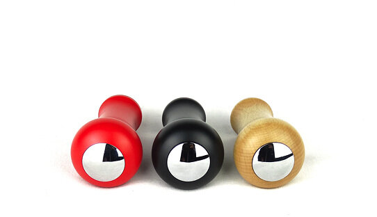 Tamper Griffe in 3 Farben mit Chrom-Kopf | natur, schwarz oder rot | Made in Italy