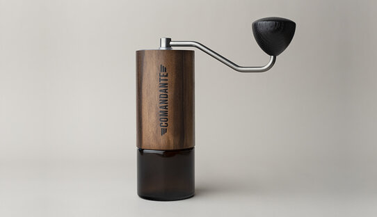 Comandante Hand-Kaffeemühle C40 Nitro Blade | MK4 | »Liquid Amber« | Made in Germany